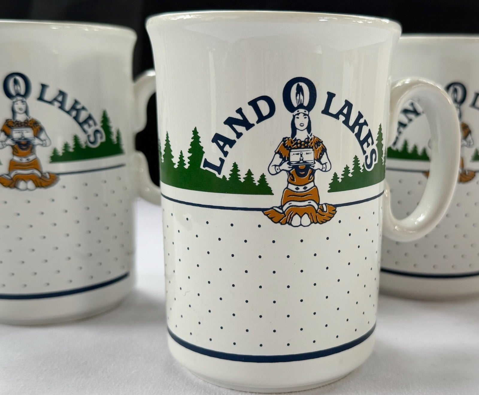 Vintage! Land O Lakes Coffee Mugs Cream Butter Retired Logo. Made in England