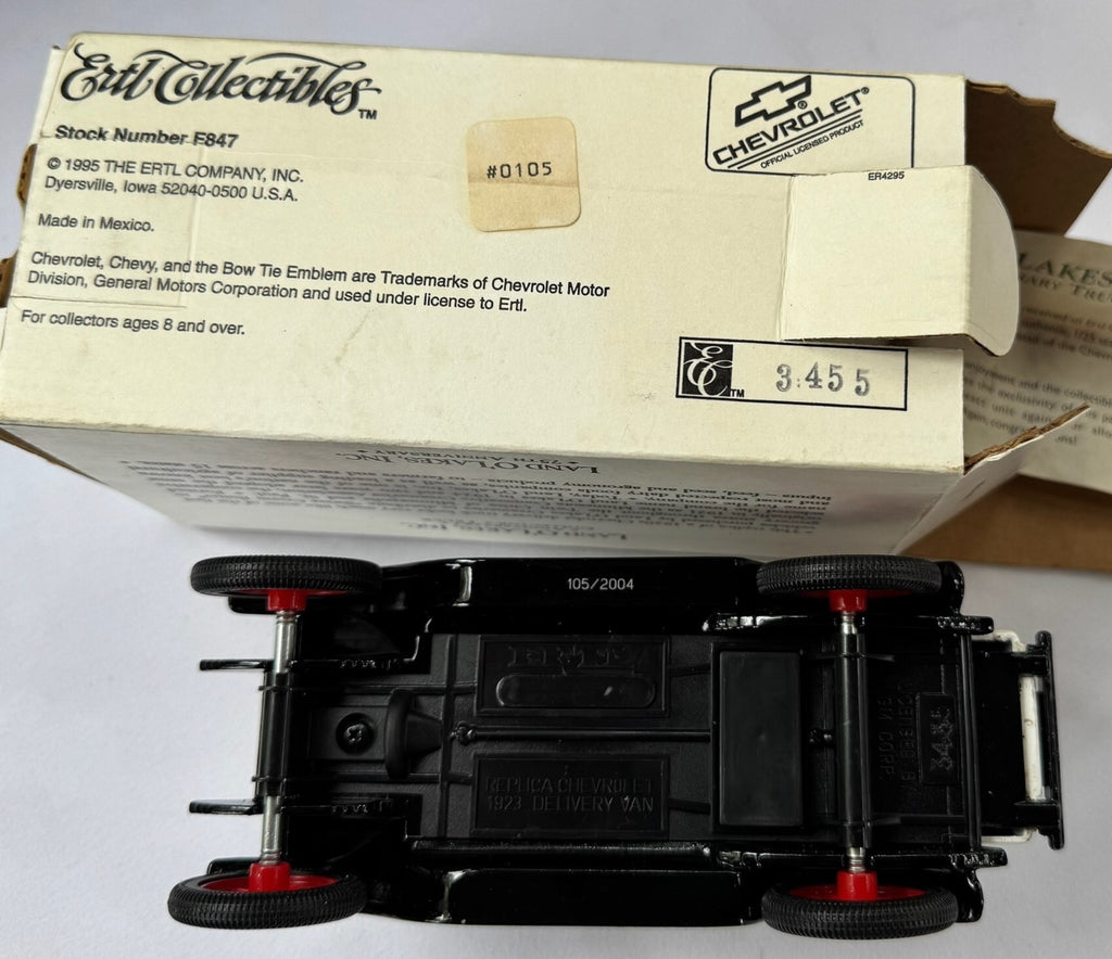 Land O Lakes Collector  1995 ERTL Co. 75th Anniversary Truck