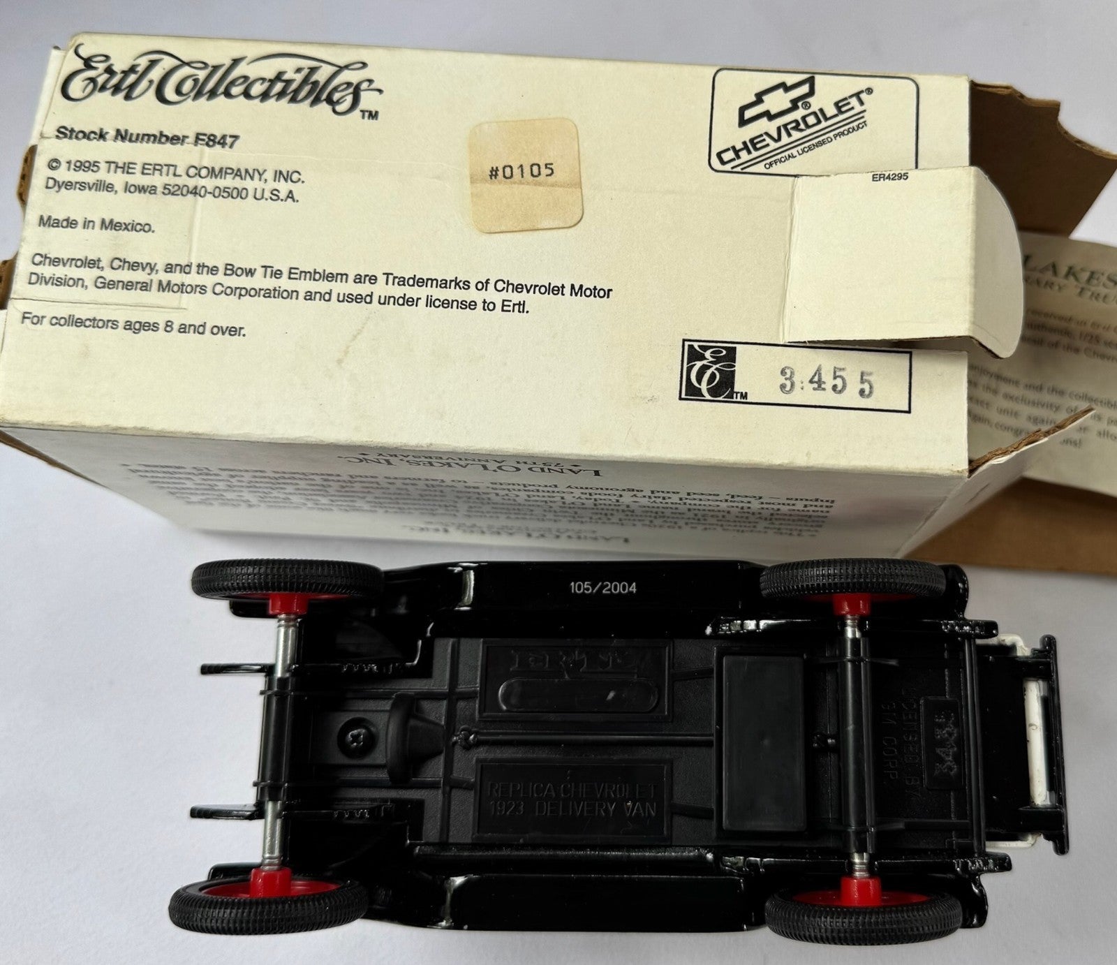 Land O Lakes Collector  1995 ERTL Co. 75th Anniversary Truck