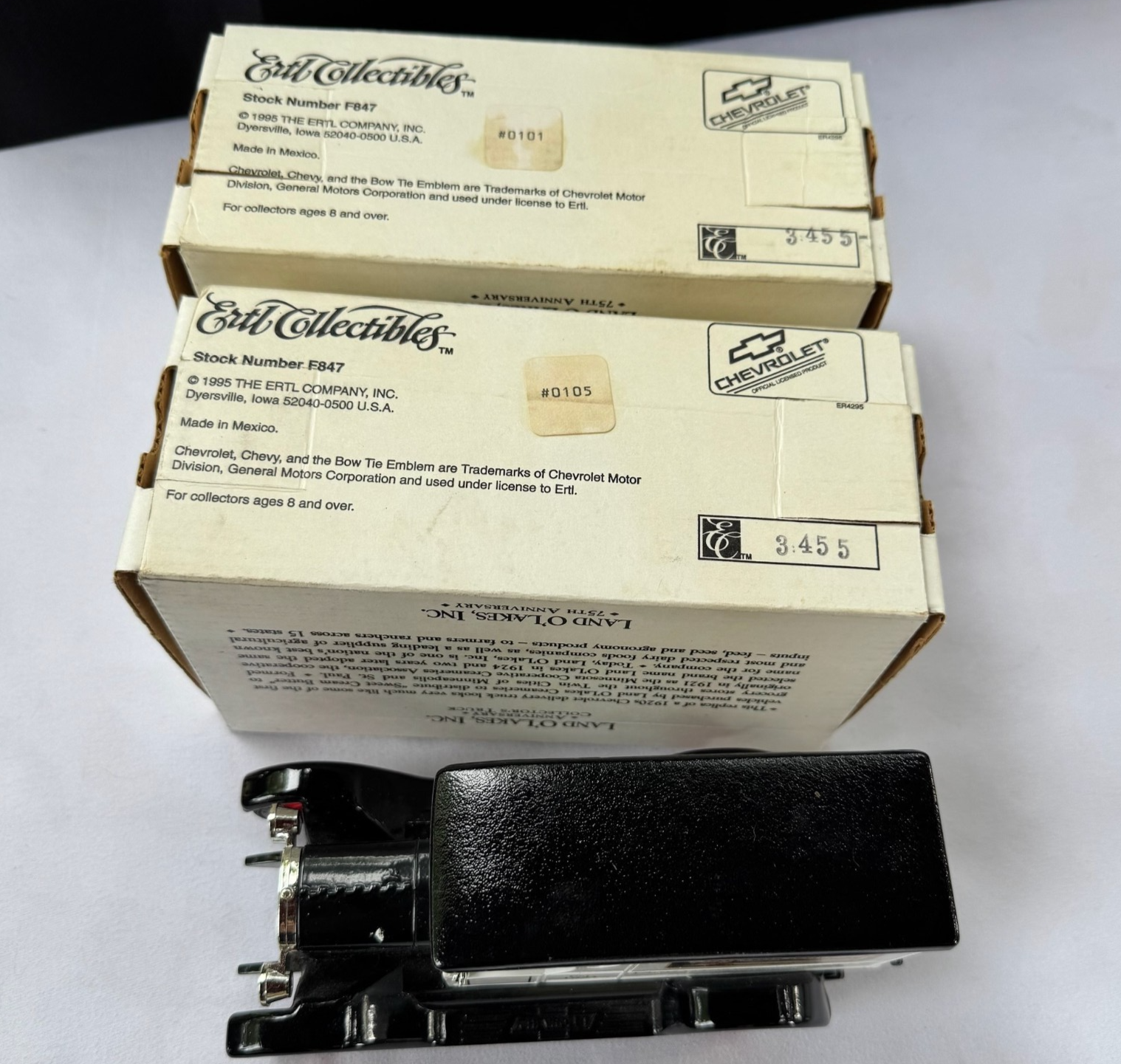 Land O Lakes Collector  1995 ERTL Co. 75th Anniversary Truck