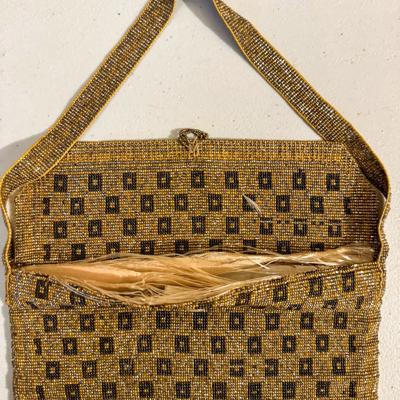 Vintage Art Deco style Gold/Black Beaded & Sequined Purse