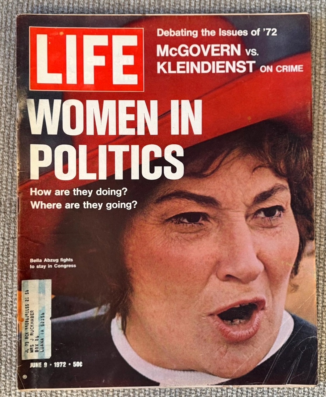 LOT 3 LIFE MAGAZINES 1972 WOMEN