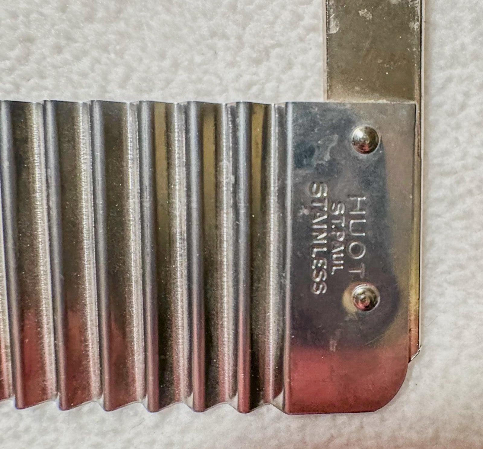 Vintage Huot Land O' Lakes Serrater & Meat Tenderizer 7"