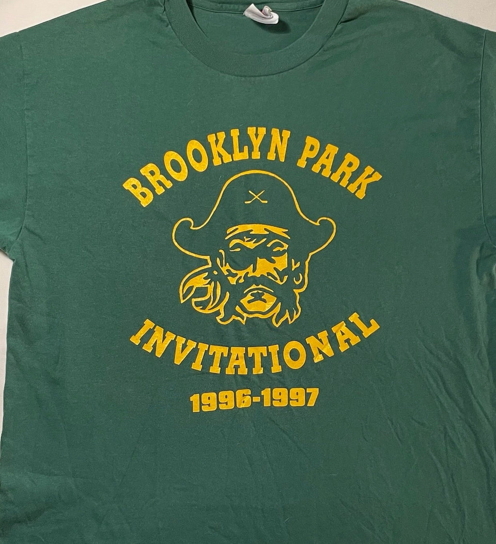 Vintage 1996-97 Brooklyn Park Pirates Invitational T-Shirt Hanes L Green