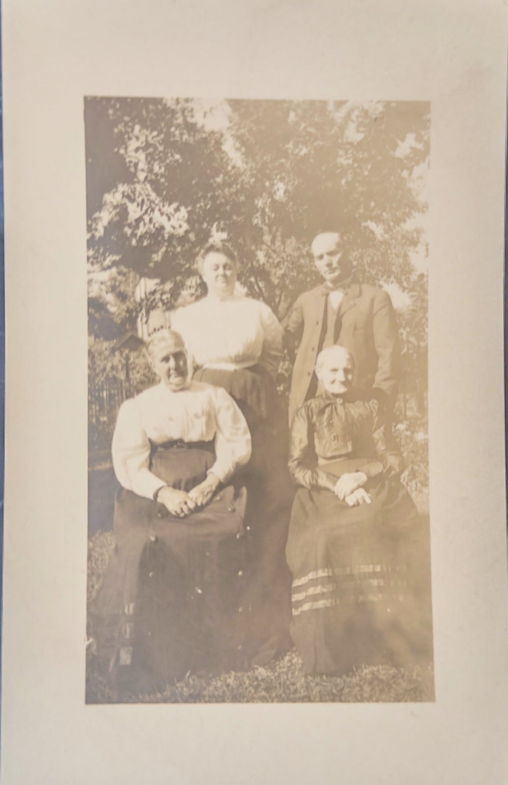 Antique Edwardian Family Portrait c1905–1915 | Four Women One Man | Early American Photo