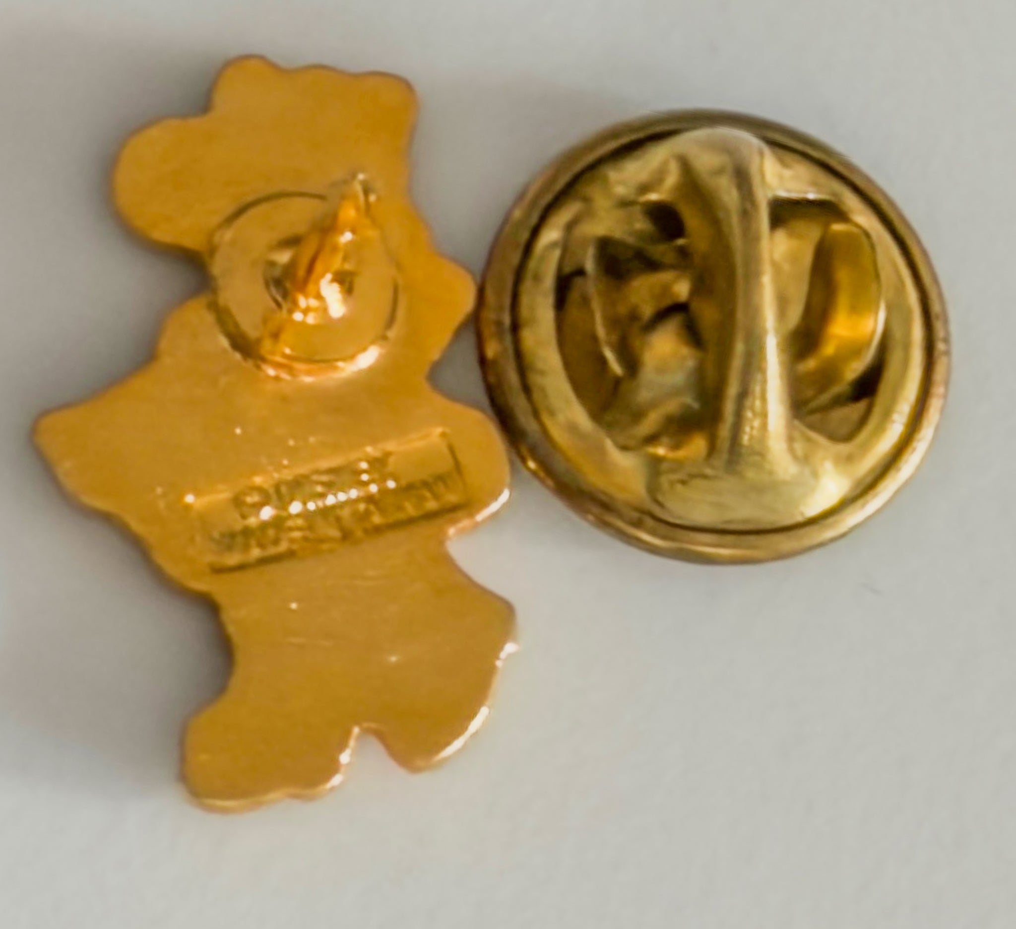 Vintage Disney Mickey & Minnie Mouse Enamel Pin Set • Classic Character Lapel Pins • 1980s–90s