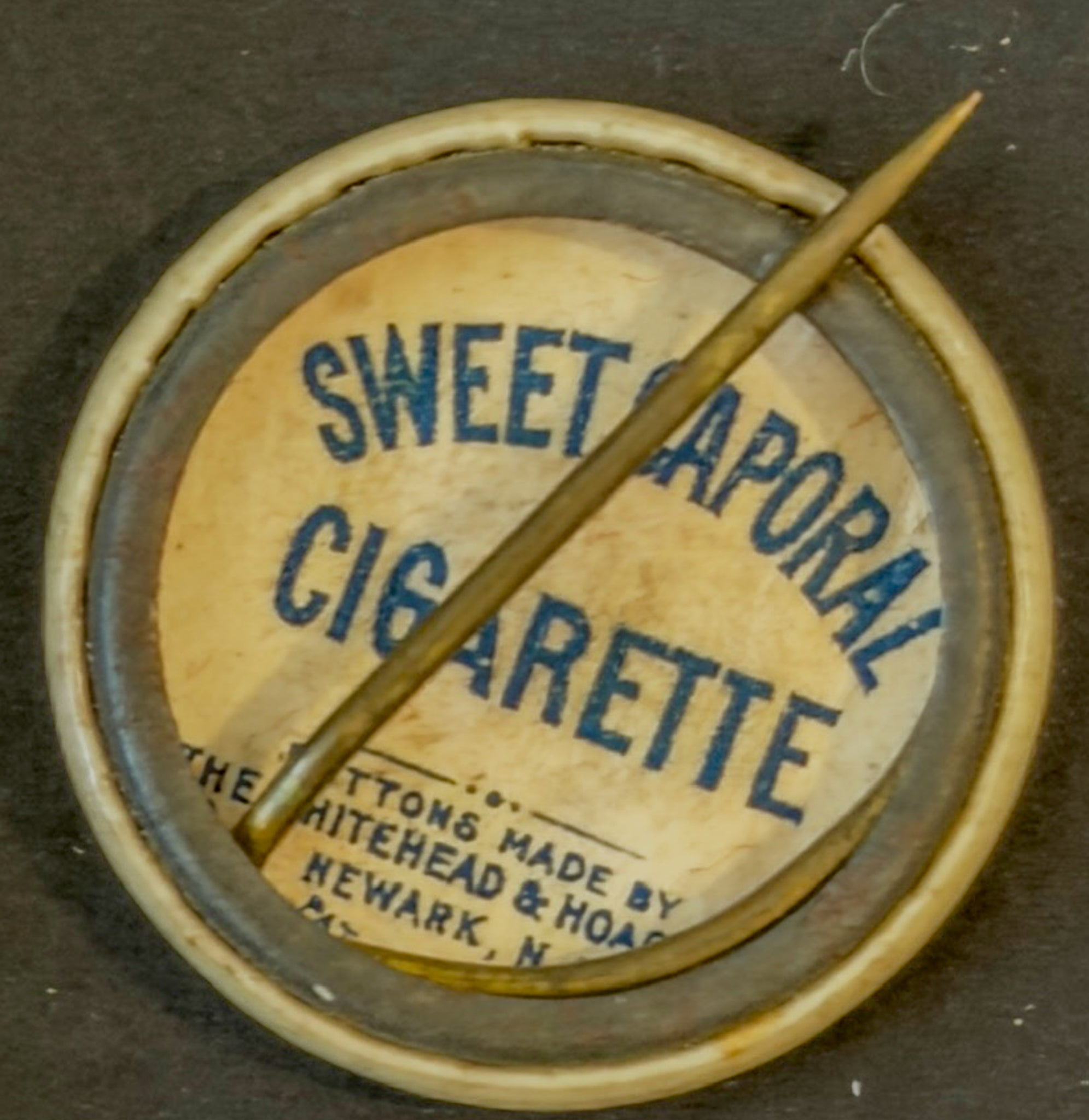 Sweet Caporal Michigan “Tuebor” State Seal Tobacco Premium Pinback Button