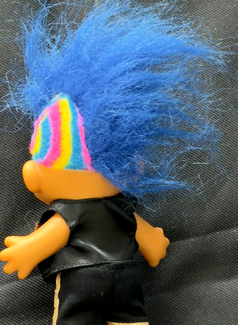 ad383706-6b2f-4e9c-ab0f-99f10370cd25