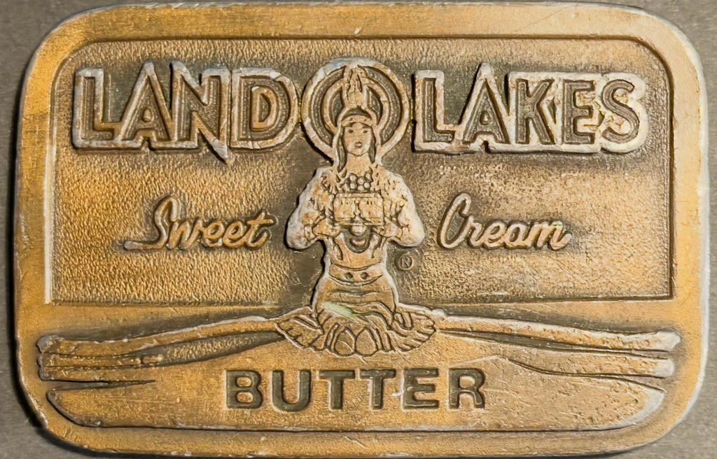 Land O' Lakes Hit Line USA Belt Buckle